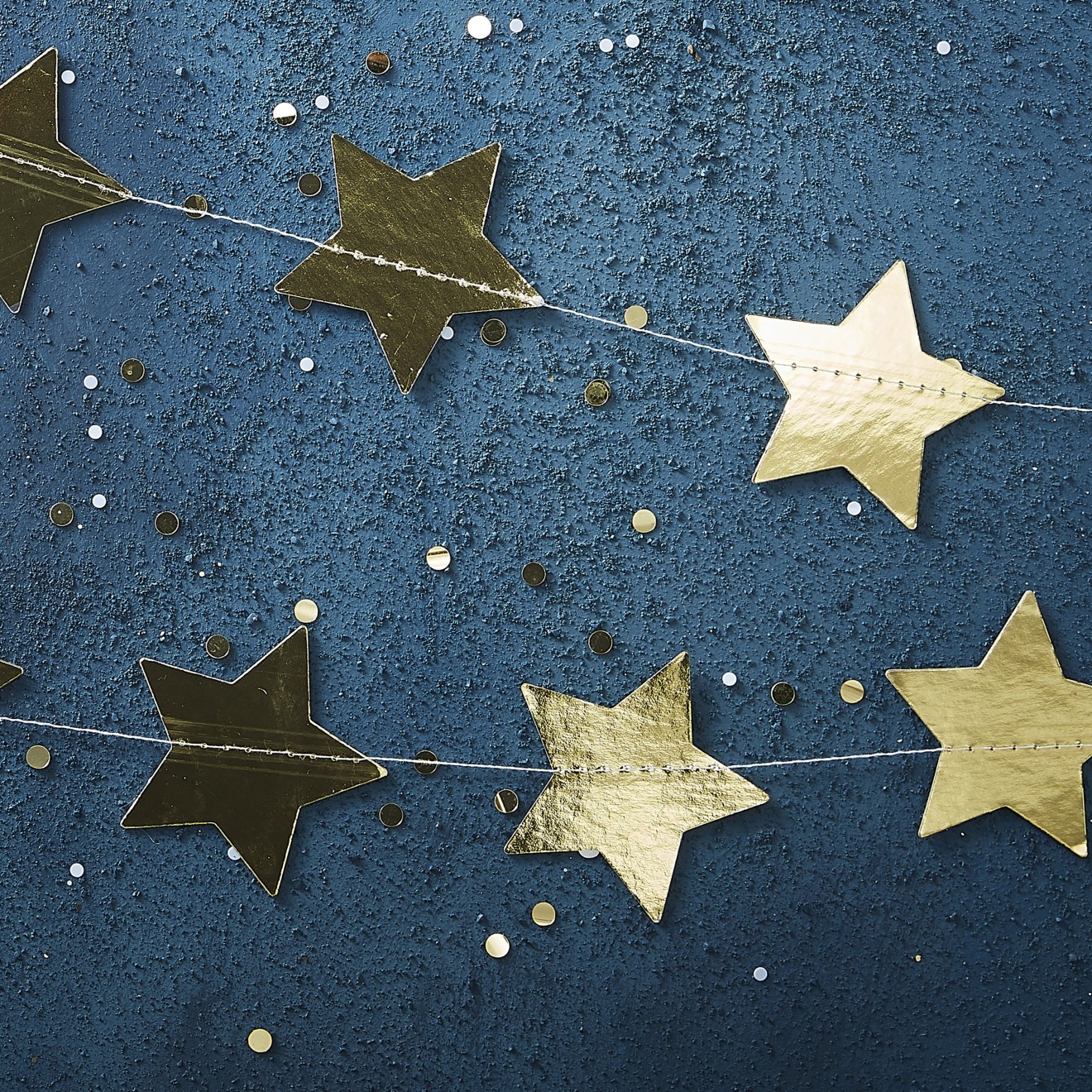 1 Garland - Gold Foiled Star