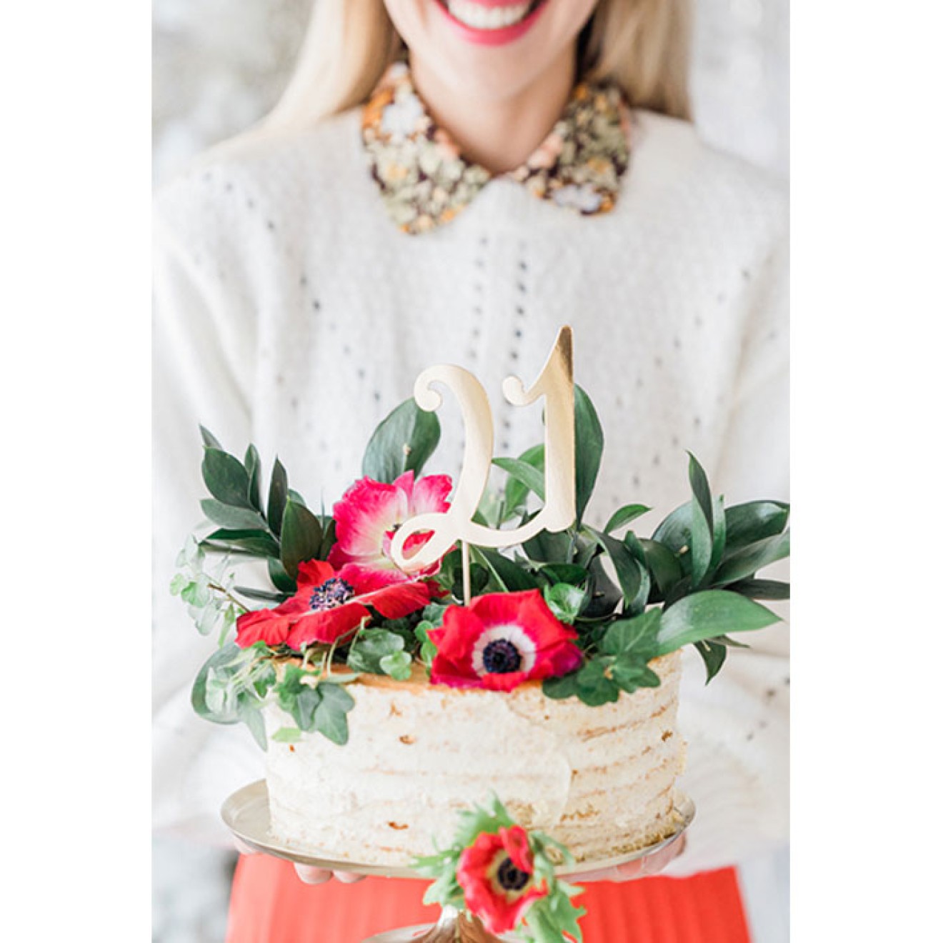 1 Cake Topper - 21 - Gold