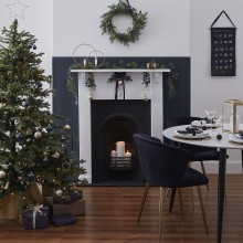 1 Foliage Garland - With Sloe Berries